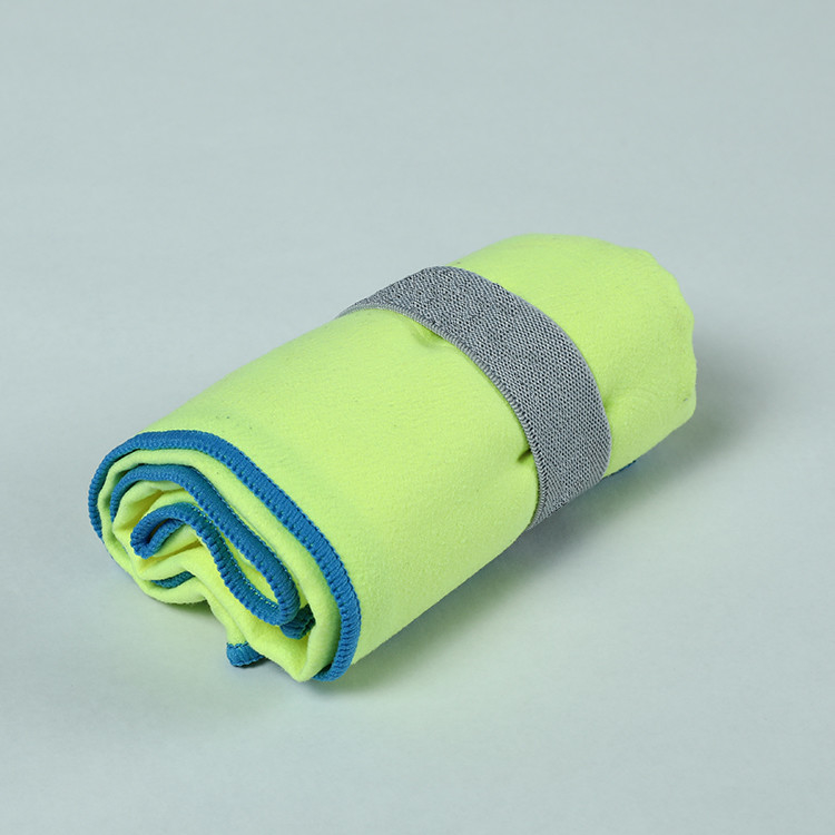 Portable Gym Microfibre Towel , Gym Sweat Towel Plain Style Fast Drying