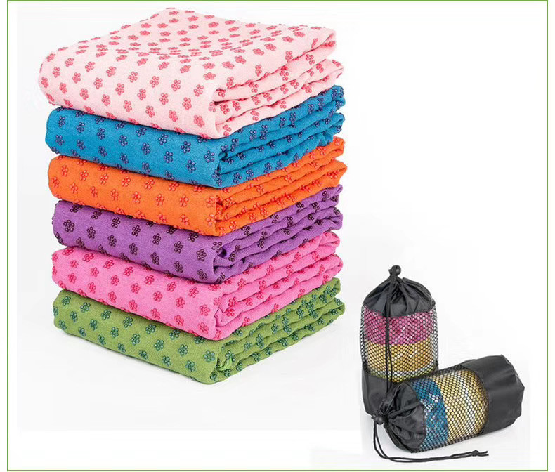 Super Absorbent Microfiber Yoga Towel Perfect Size With Silicone Spot